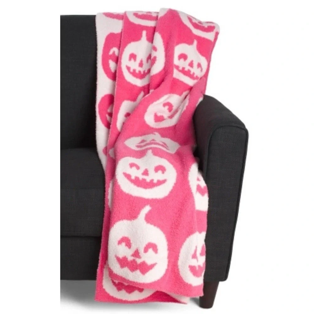 New Novogratz Feather Knit Happy Halloween Pumpkin Throw Blanket 50x70 Pink